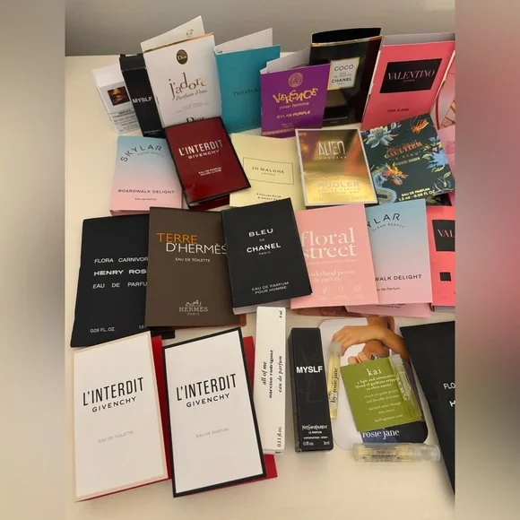 NEW Designer Beauty Samples for Kristyn @beautifulusa 💄💋❤️ - Picture 3 of 4